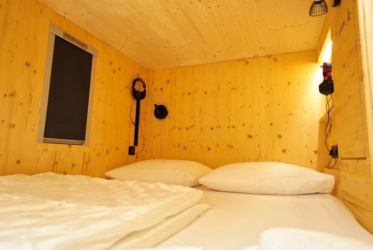 Ljubljana Capsule Hostel Eksteriør bilde