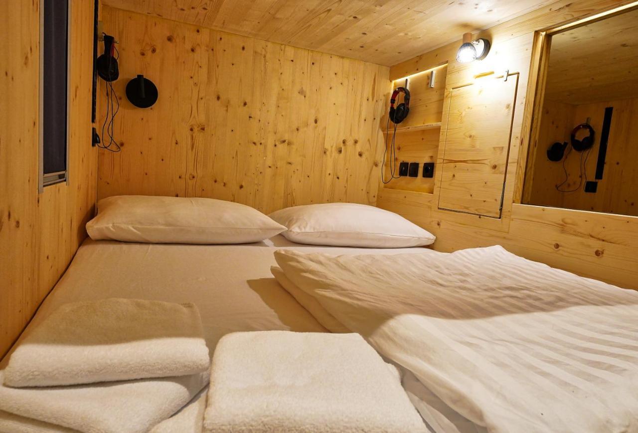 Ljubljana Capsule Hostel Eksteriør bilde