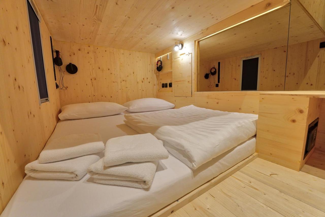 Ljubljana Capsule Hostel Eksteriør bilde