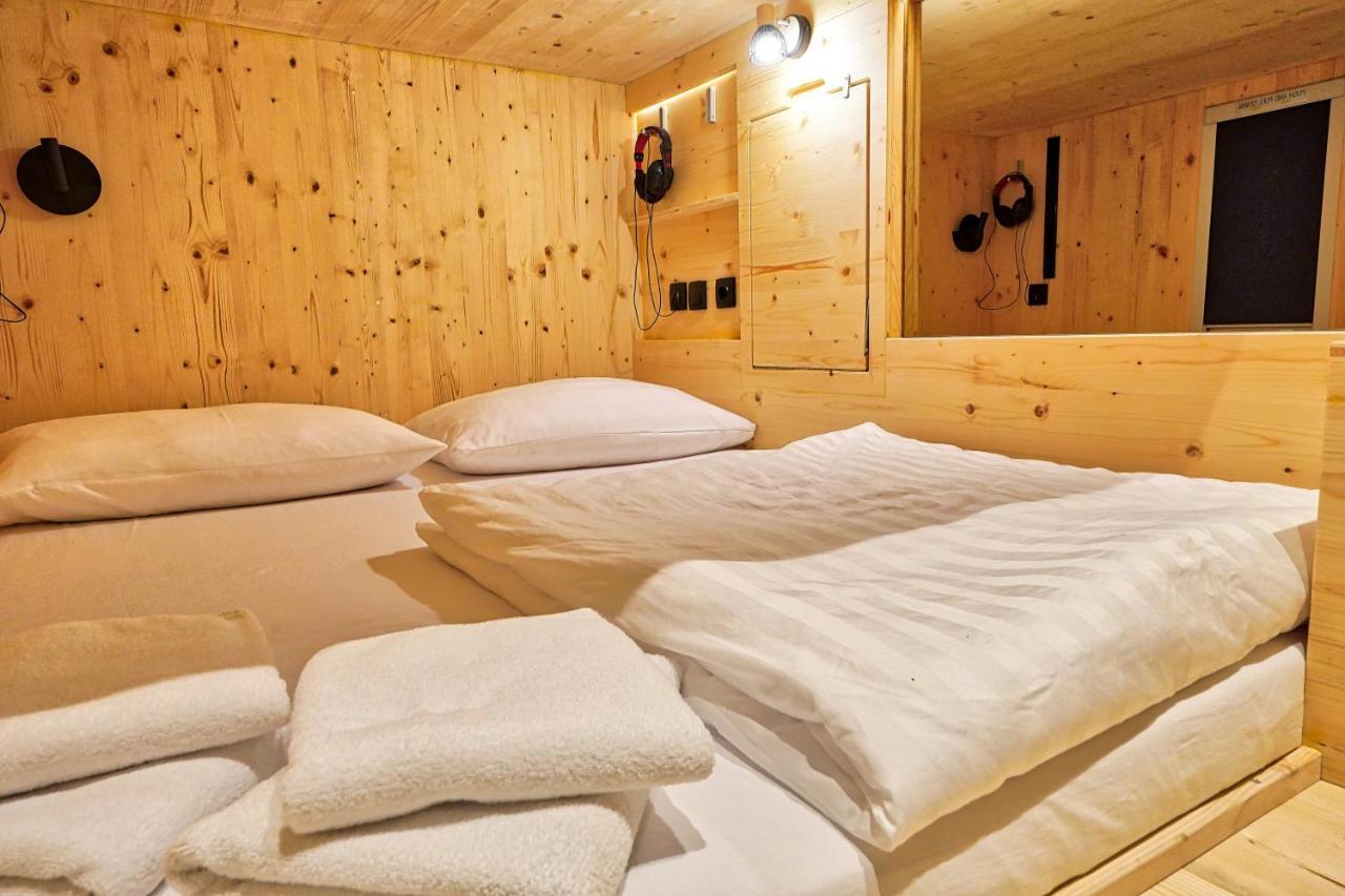 Ljubljana Capsule Hostel Eksteriør bilde